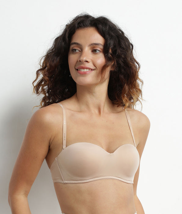 DIM Soutien-gorge bandeau sans armatures new skin InvisiFree de Dim