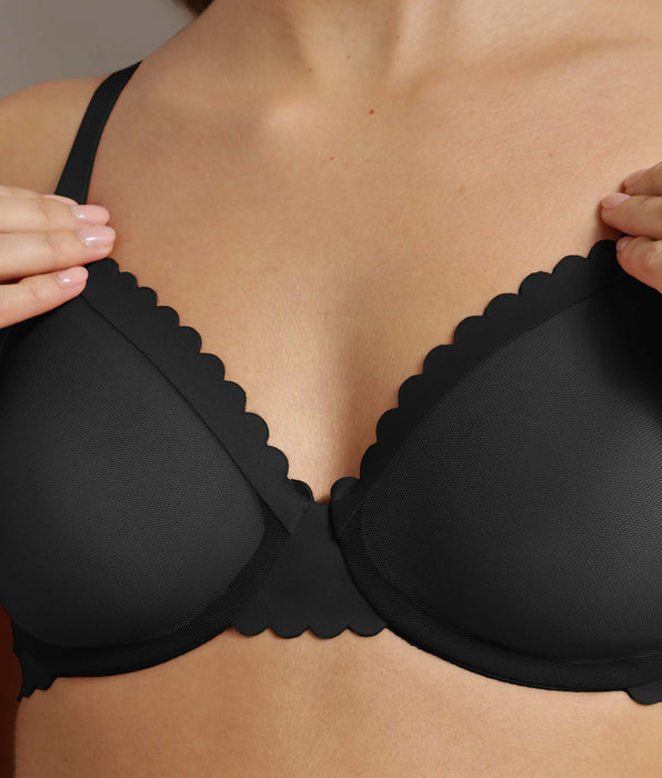 DIM Soutien-gorge corbeille en tulle Noir Dim Body Touch Cheeky