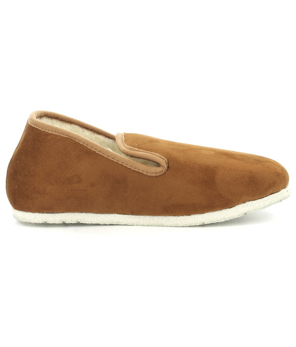 DIM Chaussons  camel et blanc cassé pour homme