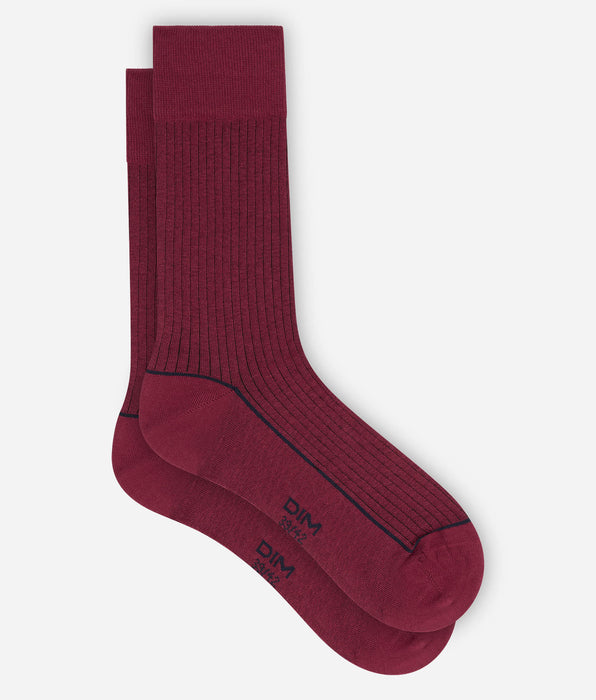 DIM Chaussettes homme côtelées coton rouge sangria La Mode
